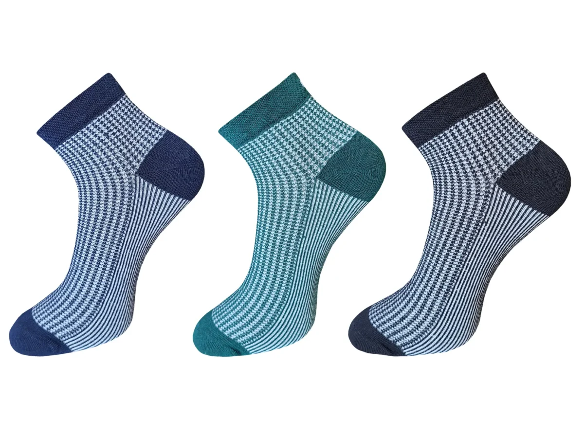 combed cotton soft berry ankle socks for men preview